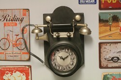 Old telephone clocks (26999)