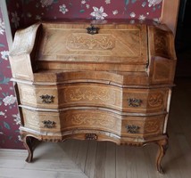 Antique secretary / chest of drawers.