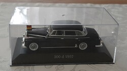 Mercedes 300 d 1957 model diplomatic car / editions atlas 1:43