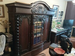 Neo-Renaissance with style features, bookcase, twisted column decoration, first half of the 20th century.