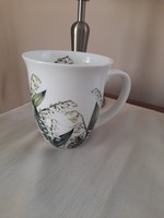 Modern desing mug with pearl flowers