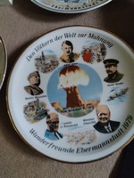 War memorial plates