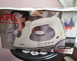 New! Steam iron 2000 watts - made in Germany