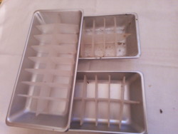 Retro ice cube maker and holders.