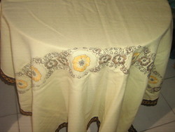 Beautiful butter yellow machine flower embroidered woven tablecloth with lacy edges and 2 napkins