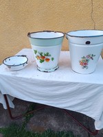 Floral Bonyhád enamel buckets