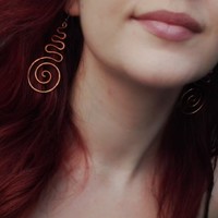 Beeql spiral earrings
