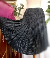 Made in Italy 38-40 pin point pleated pleated skirt