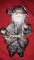 Antique hanging Santa figure with rattle in very nice condition, 16 cm according to the pictures
