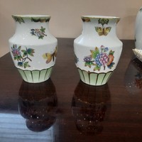 2 Herend porcelain baroque vases with Victoria pattern, pair of vases
