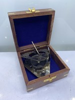 Wood-copper box sundial compass