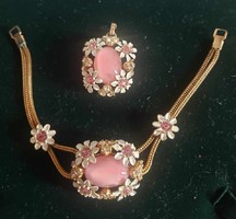 Pink floral jewelry set