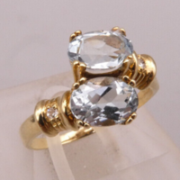 Topáz-gyémánt 14 Kr. arany gyűrű