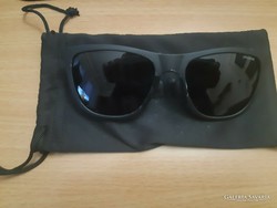 Polaroid smoke gray sunglasses