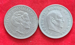 2 Halves of 1 kroner Denmark (626)