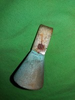 Antik bárány nyak fém csengő, kolomp 10 x 4 cm bőséges rézre utaló patinával a képek szerint