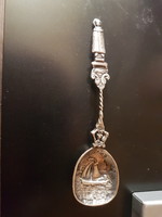 800-As silver antique disc spoon (with a nice engraved ship pattern) approx. 30 grams Dutch pattern solid silver.
