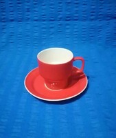 Hollóházi porcelán piros kávéscsésze alátéttel (A16)