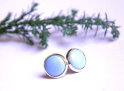 Tiny blue - horizon blue mini fire enamel plug-in dot earrings