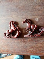 2 retro horse figurines