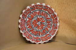 Corundum plate with red and black pattern, wavy edge - 34.5 cm in diameter