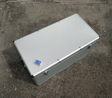 Large aluminum box with two factory keys.