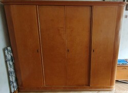 Gorzsás asztalos, régi 4 ajtós, valódi cseresznyefa ruhásszekrény