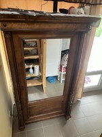 ÒGerman mirror cabinet