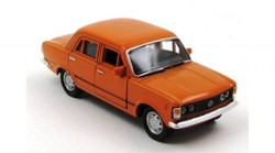 Fiat 125 p small car (10943)