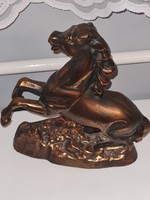 Eladó ló szobor