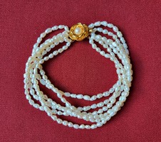 Pearl bracelet strung with pearls