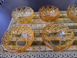 6 amber colored bowls.