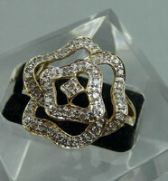 Gyémántokkal rózsa forma 14 kr.arany gyűrű
