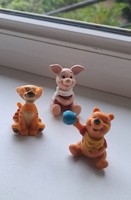 Retro Winnie the Pooh and Friends/Disney