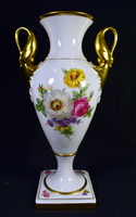 Beautiful kaiser porcelain vase with a base and double handles!