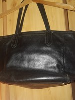 Fossil original genuine leather shoulder bag is a specialty