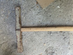 Larger miller's hammer