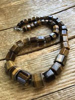Special hexagonal polished tiger eye necklace made of large eyes