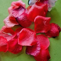 Wedding, party dek80e - 100 textile flower petals - red shades mix