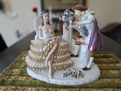 Gyönyörű porcelán figurális jelenet