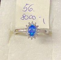 Women's silver ring with opal stones