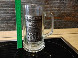Miracle mug Time-stopping beer mug for 30-year-olds