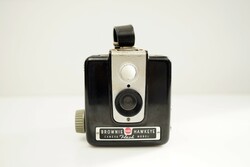Retro american kodak brownie hawkeye camera box / old / 50s