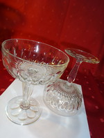 Ice cream glass bowl, diameter 10.5 cm, height 13.5 cm. There are 2 for sale together!