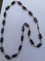 Art deco old agate necklace with cuboid eyes