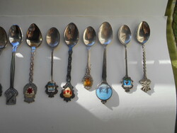 9 old decorative spoons - the price applies to the entire quantity