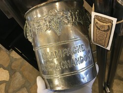 Antique moët & chandon champagne ice bucket from the 1920s - 100 year old moët champagne cooler