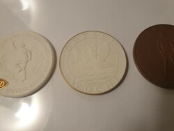 3 porcelain Meissen plaques