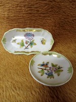 Herend viktória pattern serving bowls are sold together