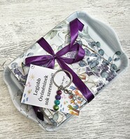 Ambiente set as a gift for teacher's day - napkin and cookie tray and key holder